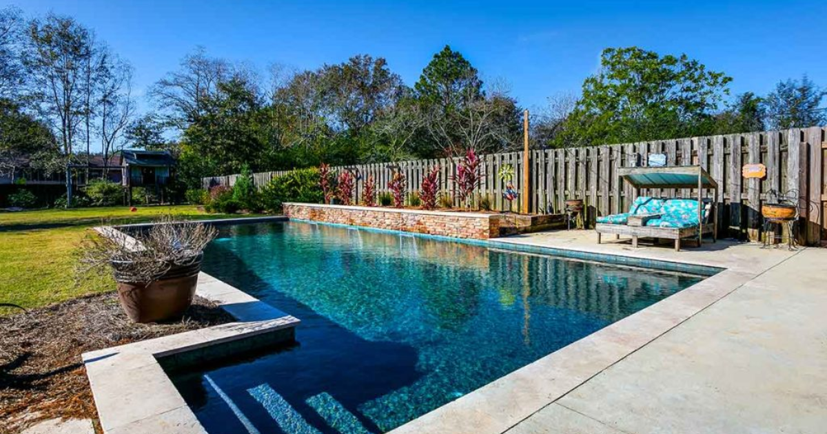 How To Maintain A Pool Deck